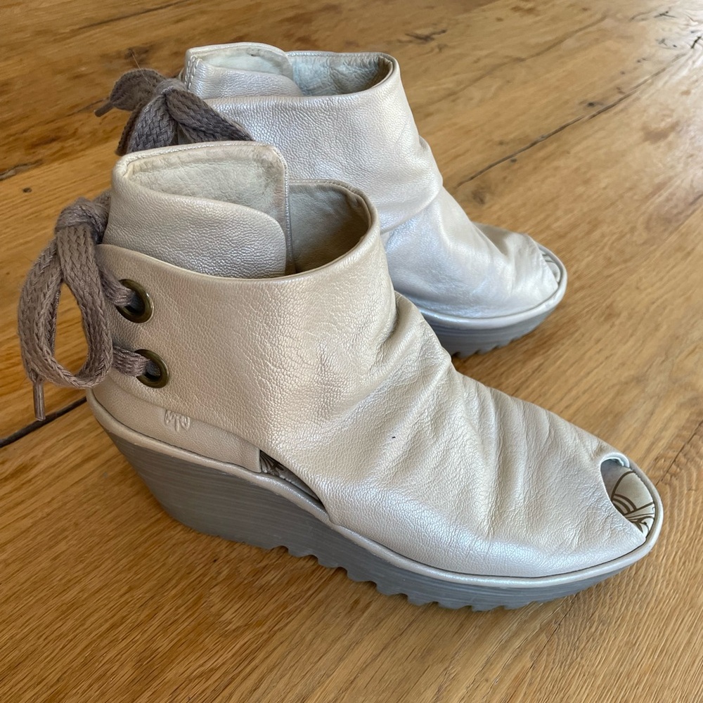 Fly London beige wedge sandal